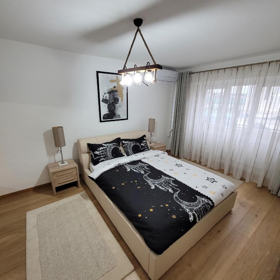 Ferienwohnung Apartament Lux - Dorobantilor Cluj-Napoca Exterior foto